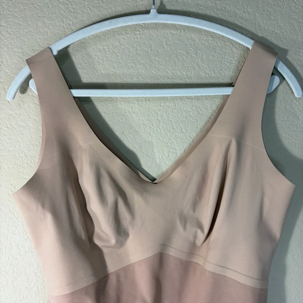 Honeylove Liftwear Shapewear Tank XL sand color Casual Comfy Minimal